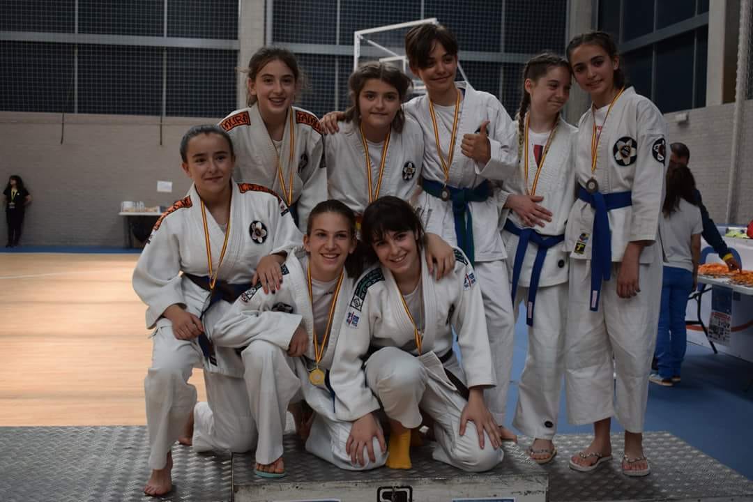 Podium Dúo Carla Baquedano y Alba Noelia Vidal